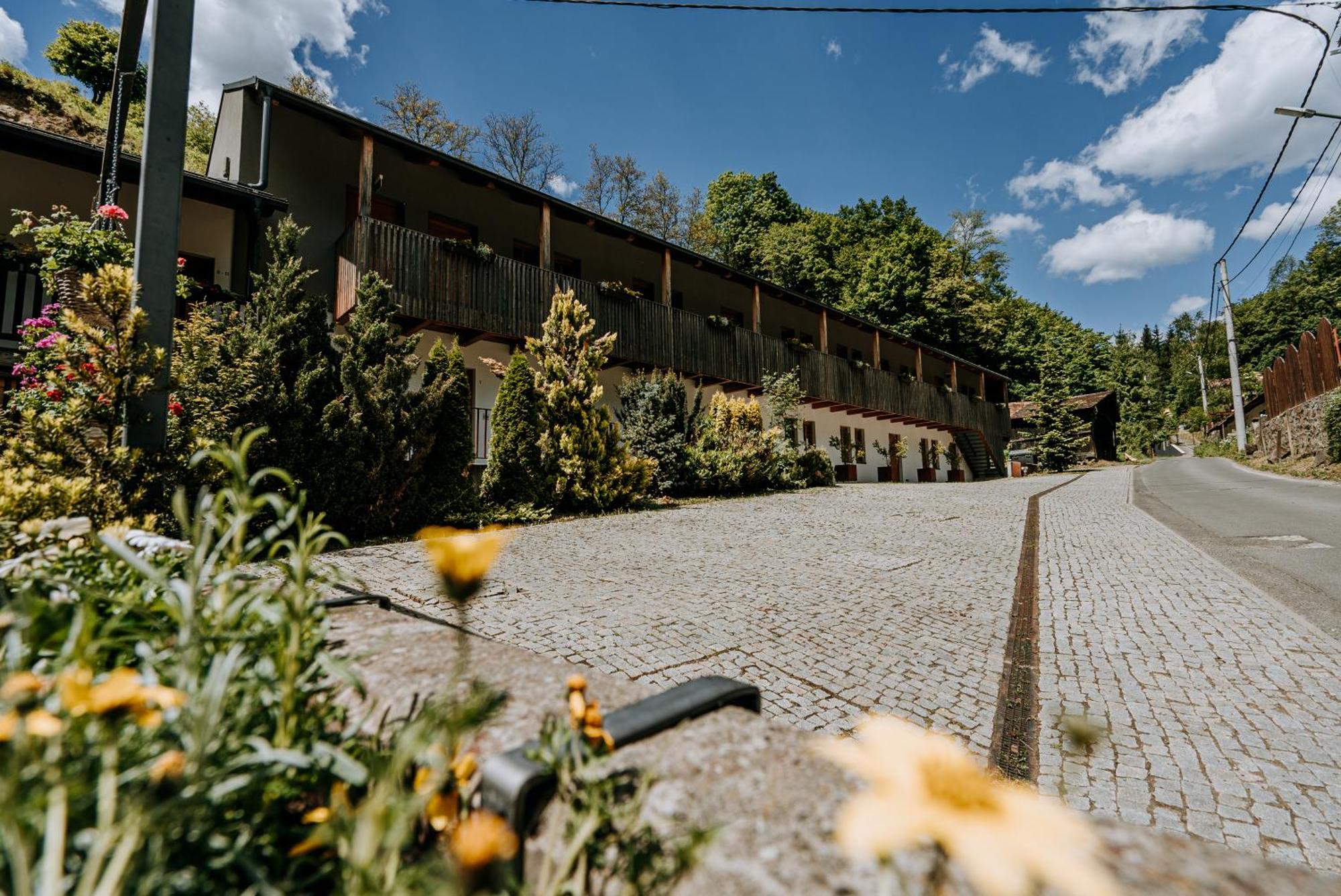 Penzion Bansky Dom Banská Štiavnica Zewnętrze zdjęcie